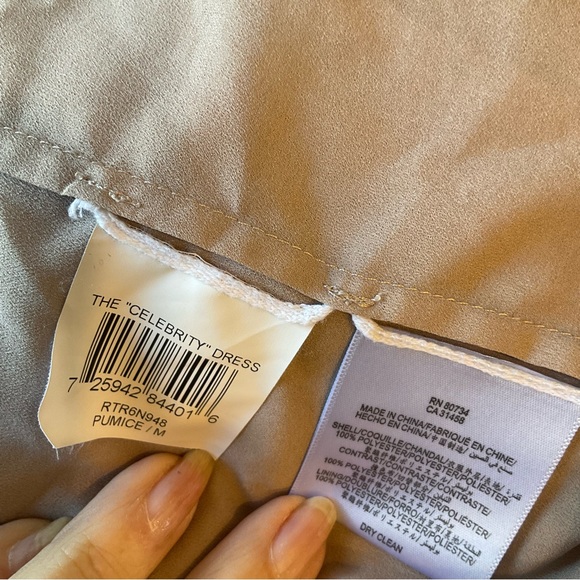 SOLD - BGBC Maxazira Runway pleaded dress, sleeveless, taupe, navy and red, Sz M - Picture 14 of 16